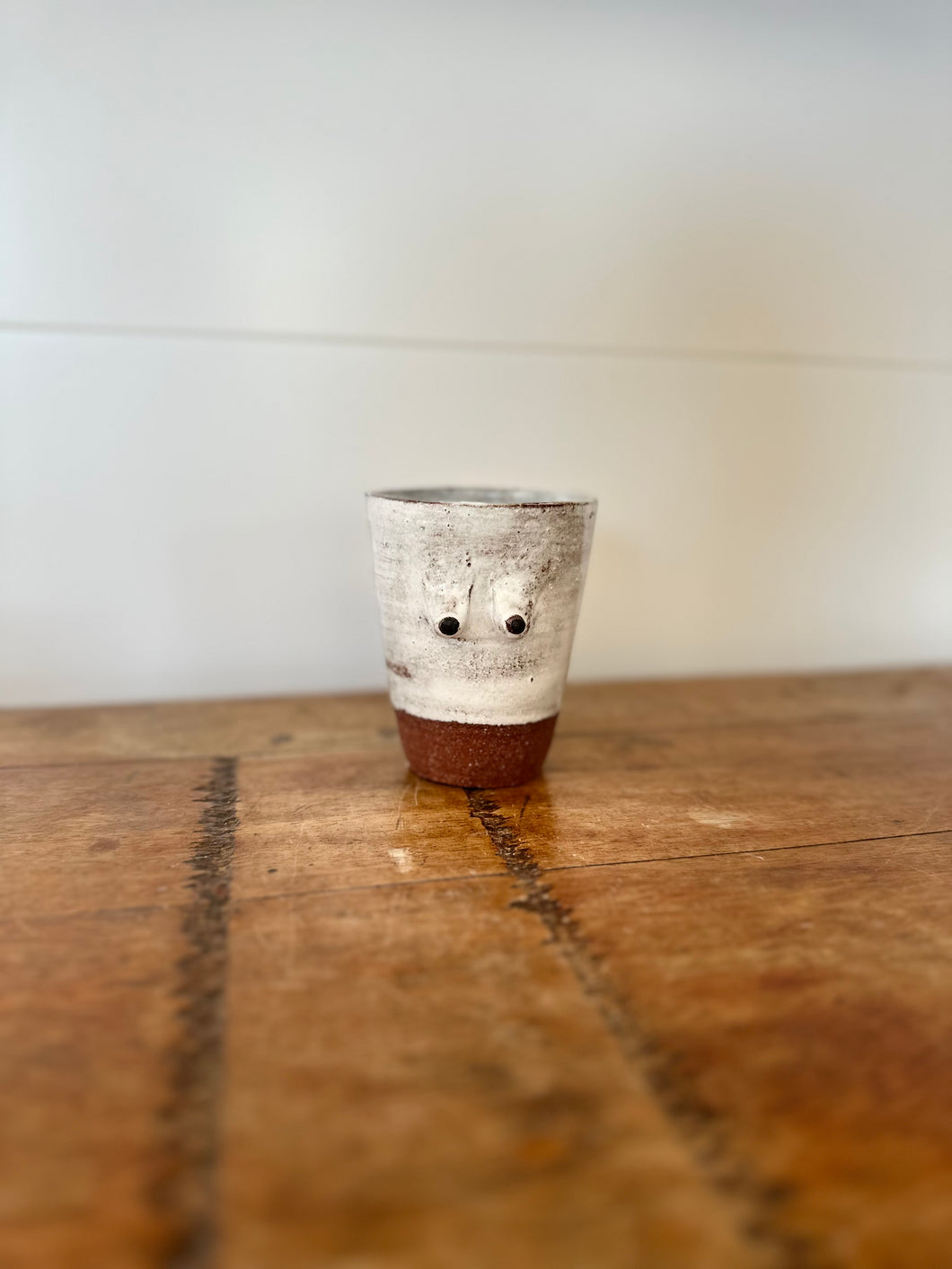 mug boob email blanc