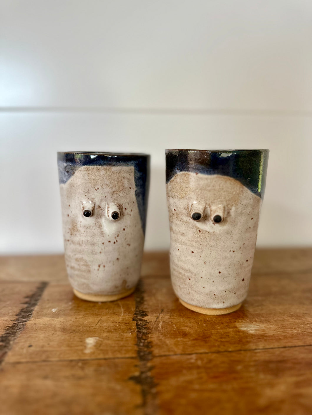 lot de 2 mugs boobs effet vague bleue